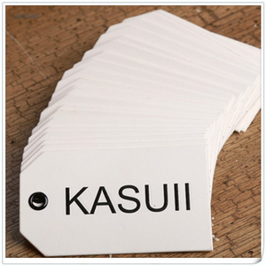900GSM Tipografia Cartão Grosso de Algodão Branco Roupas De Papel <span class=keywords><strong>Tag</strong></span> do Cair com Ilhós e Corda