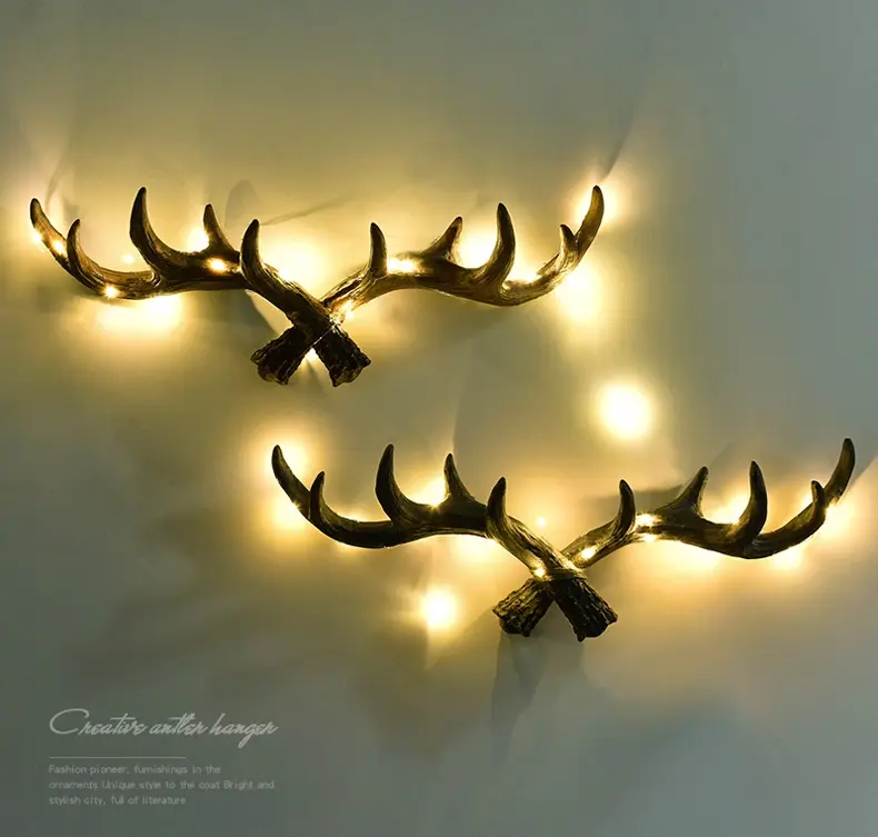 Sıcak promosyon küçük uzun boylu duvara monte ev dekoratif reçine LED ışık ağaç dalı geyik boynuz tasarım kanca tatil hediye