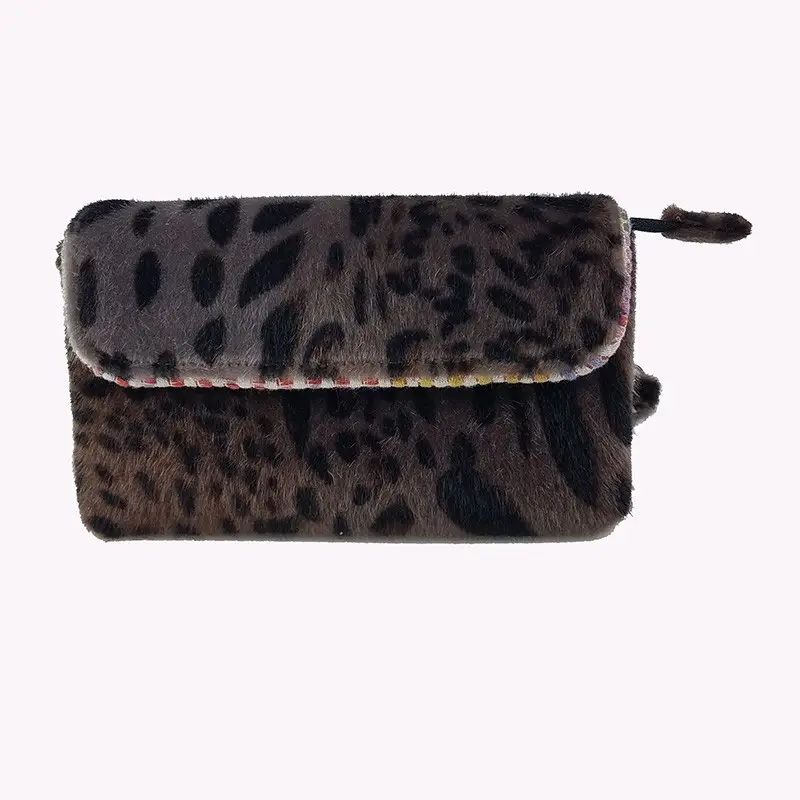 Nuova moda borsa pochette in pelle sintetica borse da donna stampa leopardata borsa da polso da donna in seta Unisex lettera cerniera e Hasp