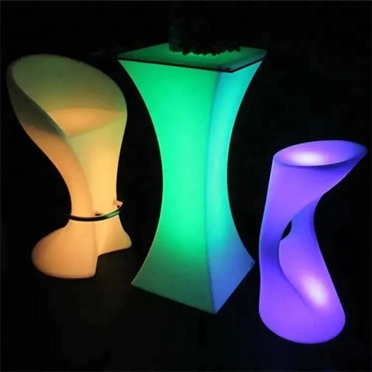 Design moderno uso commerciale di plastica che luccica la luce a led all'aperto tavoli e sedie alte da bar