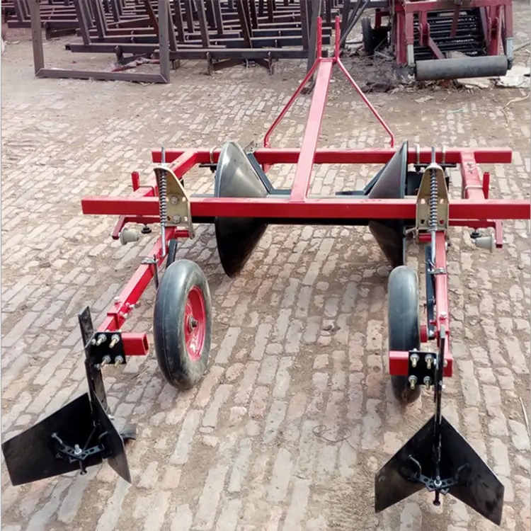 Macchine agricole trattore montato piantine di Ortaggi di plastica pacciamatura macchina, che