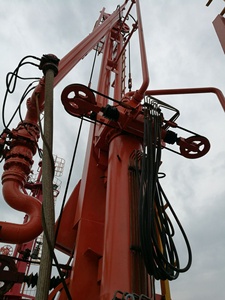 ERS QC/DCを備えた油圧式船舶搭載荷積みアーム - Product Image 6