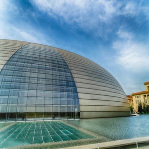 Fábrica de estructura de acero de China, mejor precio, techo de estructura de acero prefabricado a prueba de viento para edificios de teatro, cobertizo de marco de espacio de acero - Product Image 4