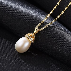 Pag & Mag Classic Elegant Big Freshwater Pearl Paved Silver Necklace South American Style Pendant Gold Color Chain