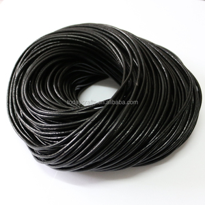 1.5mm <span class=keywords><strong>2mm</strong></span> sıcak satış hakiki yuvarlak siyah metalik deri kordon takı