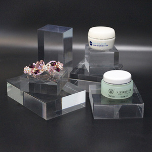 Blocco cubo <span class=keywords><strong>display</strong></span> acrilico solido trasparente per espositore da banco per gioielli