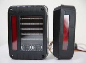 อุปกรณ์เสริมสำหรับรถยนต์ไฟท้ายไฟถอยหลังสำหรับปิดถนนไฟท้าย LED สำหรับรถจี๊ปแรงเลอร์ <span class=keywords><strong>JK</strong></span> 2007-2016