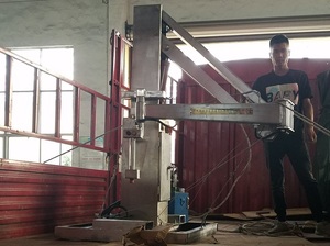 ציוד שחיטת מיכל משאית טעינת לפרוק זרוע