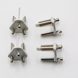 AR-8220 ארגנטינה <span class=keywords><strong>IRAM</strong></span> 2073 תקע הכנס 20A שלושה BALDES
