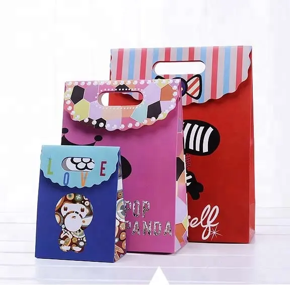 Personnalisé dessin animé mignon sac en papier pour enfants cadeau emballage