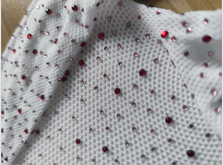 Strass rouge rose
