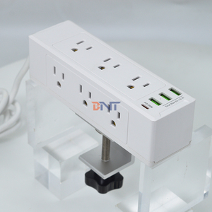 Enchufe de escritorio USB con interruptor 20W Carga rápida Diseño de mesa de 3 puertos Nivel IP44 16A Corriente nominal - Product Image 4