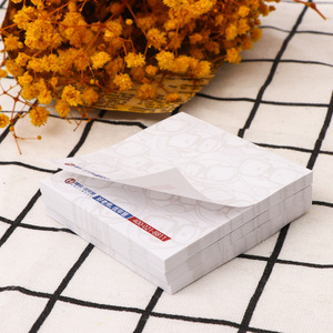 X1017 Bloc de notas de escritorio de papel adhesivo de marca personalizada Impresión de poste promocional con logotipo para el trabajo Sticky It Notes Bloc de notas