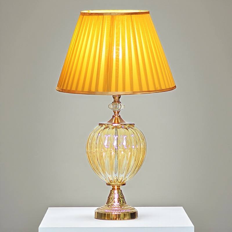 สีดำสีกากี