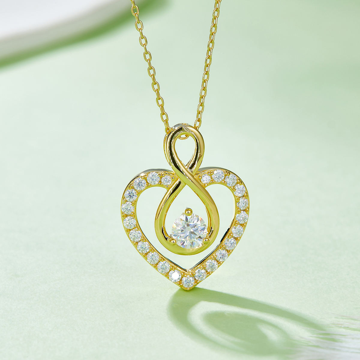 สีเหลือง