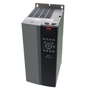 Nuevo inversor FC102 Original para controlador de bomba de agua de frecuencia Variable AC Drive VFD para aplicación de motor trifásico