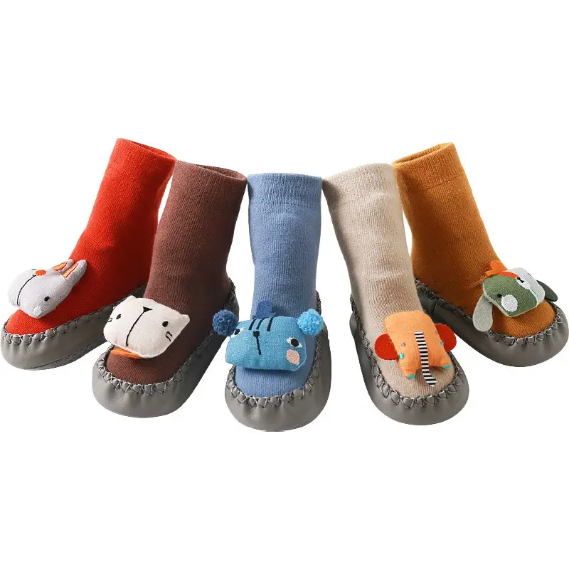 Ücretsiz örnekleri için yeni moda sevimli 3d çizgi film bebeği bebek kat çorap yumuşak taban bebek çorap Anti kayma bebek çorap ayakkabı
