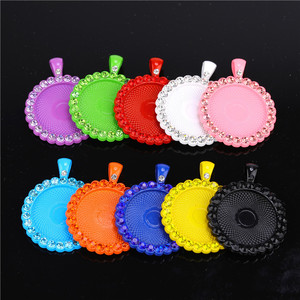 50 adet DIY takı yapımı <span class=keywords><strong>Cabochon</strong></span> kolye tabanı renkli elmas boş tepsi kolye bulguları alaşım 25mm <span class=keywords><strong>Cabochon</strong></span> el sanatları