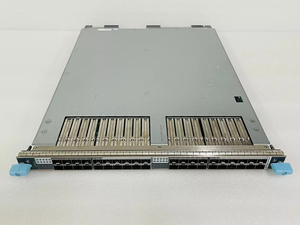 Tam ölçekli L2/L2.5 ve azaltılmış ölçekli L3 özellikleri MPC7E-10G ile Juniper MPC7E-10G 40x10GbE hat kartı - Product Image 3