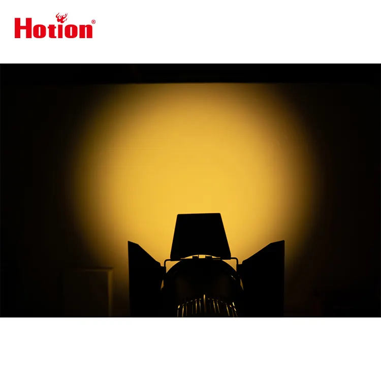 مصباح رائد فريسنل LED RGBW بقوة 100 وات احترافي لتصوير الأفلام والمسرح