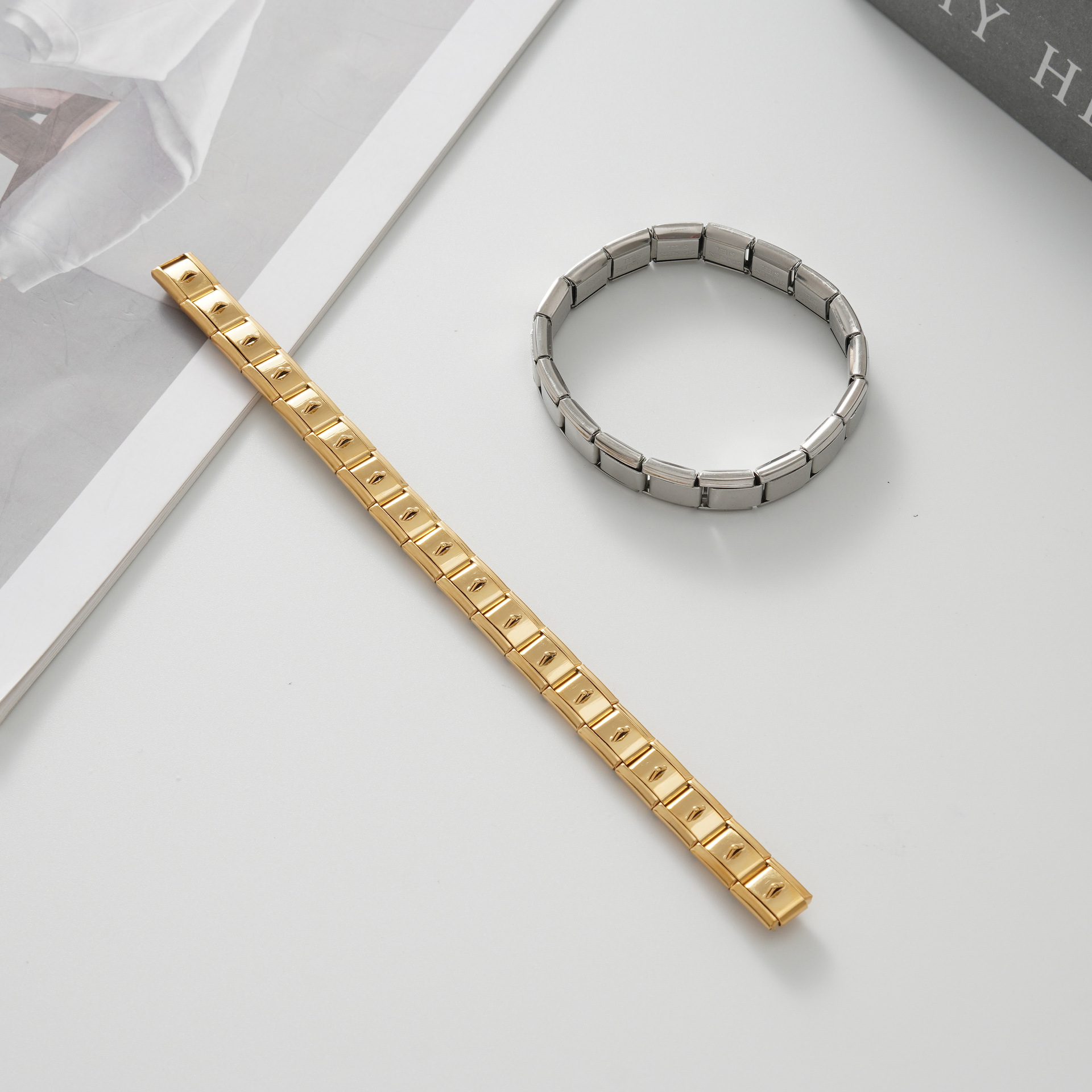 Gold hook BD-362