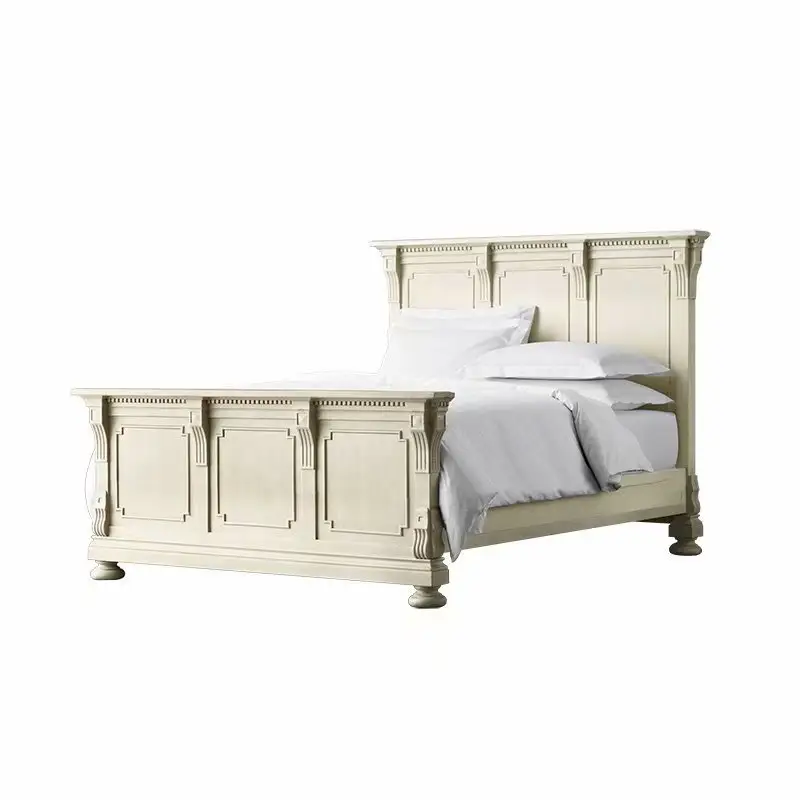 Dormitorio antiguo francés, cama doble de madera king size con muebles de roble