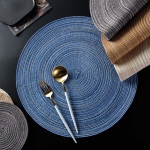 厚耐热餐垫: 多功能餐桌垫，编织装饰碗、盘子、杯子 - Product Image 2
