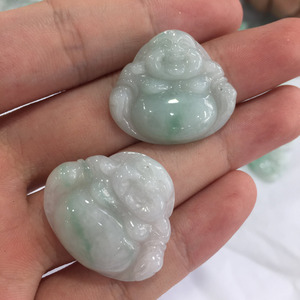 โรงงานธรรมชาติ100% พม่าสีเขียวหยกแจสเปอร์ Jadeite เครื่องประดับทำหยกหัวเราะพระพุทธรูปจี้จีนคลาสสิก