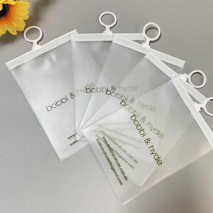 Petits sacs d'emballage en plastique givré pour bijoux avec impression personnalisée sacs à fermeture éclair en gros avec logos mini pochette à fermeture éclair et fermeture éclair pour boucles d'oreilles