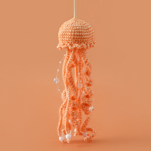 Ciondolo fatto a mano con forma di meduse di perle per la casa e per l'auto regalo decorativo filato di natale all'uncinetto portachiavi giocattoli di peluche - Product Image 6