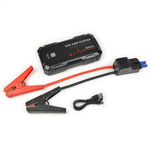 2025 yüksek güç 2000A taşınabilir araba atlama marş kamyon motosiklet araba için 22000mAh taşınabilir şarj cihazı <span class=keywords><strong>LED</strong></span> ışık acil durum araç kiti