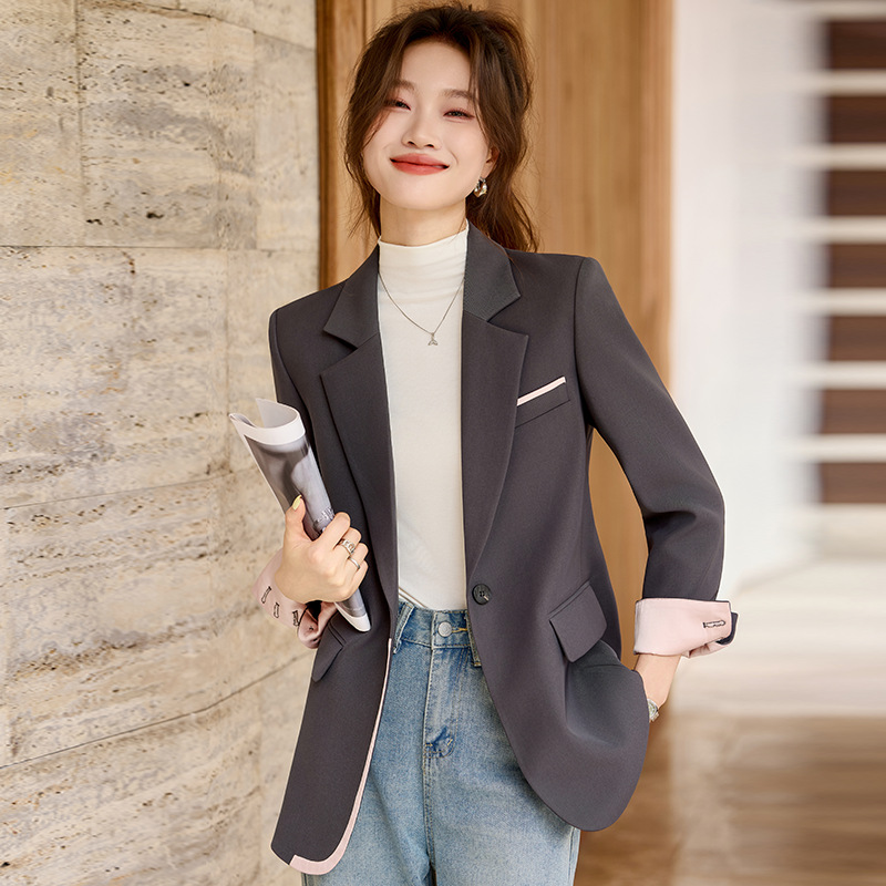 gray suit