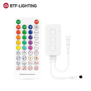 DC5-24V 38 Ключи приложение smart phone Музыка группировка устройство работающее от прикуривателя с 2 портами пикселей rgb RF синий зуб светодиодный контроллер - Product Image 1