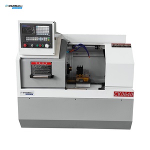 Controllo del programma CNC compatto piccolo tornio orizzontale CNC centro macchina CK0640 prezzo economico