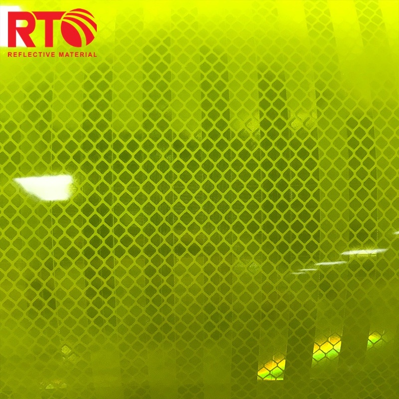 Verde Fluorescente Amarillento
