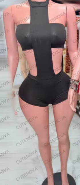 Z808JP02 ชุดรอมเปอร์สีดำ