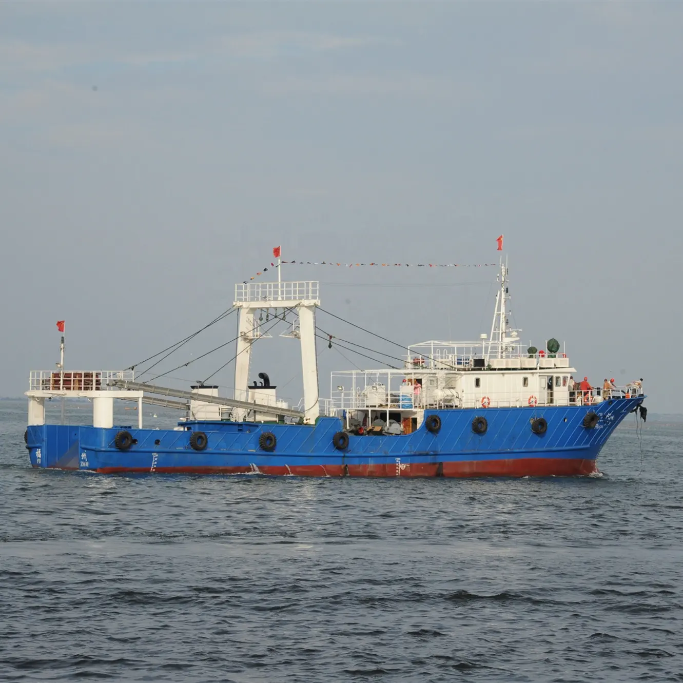 44m 48m steel stern ramp freezing fishing trawler made in China