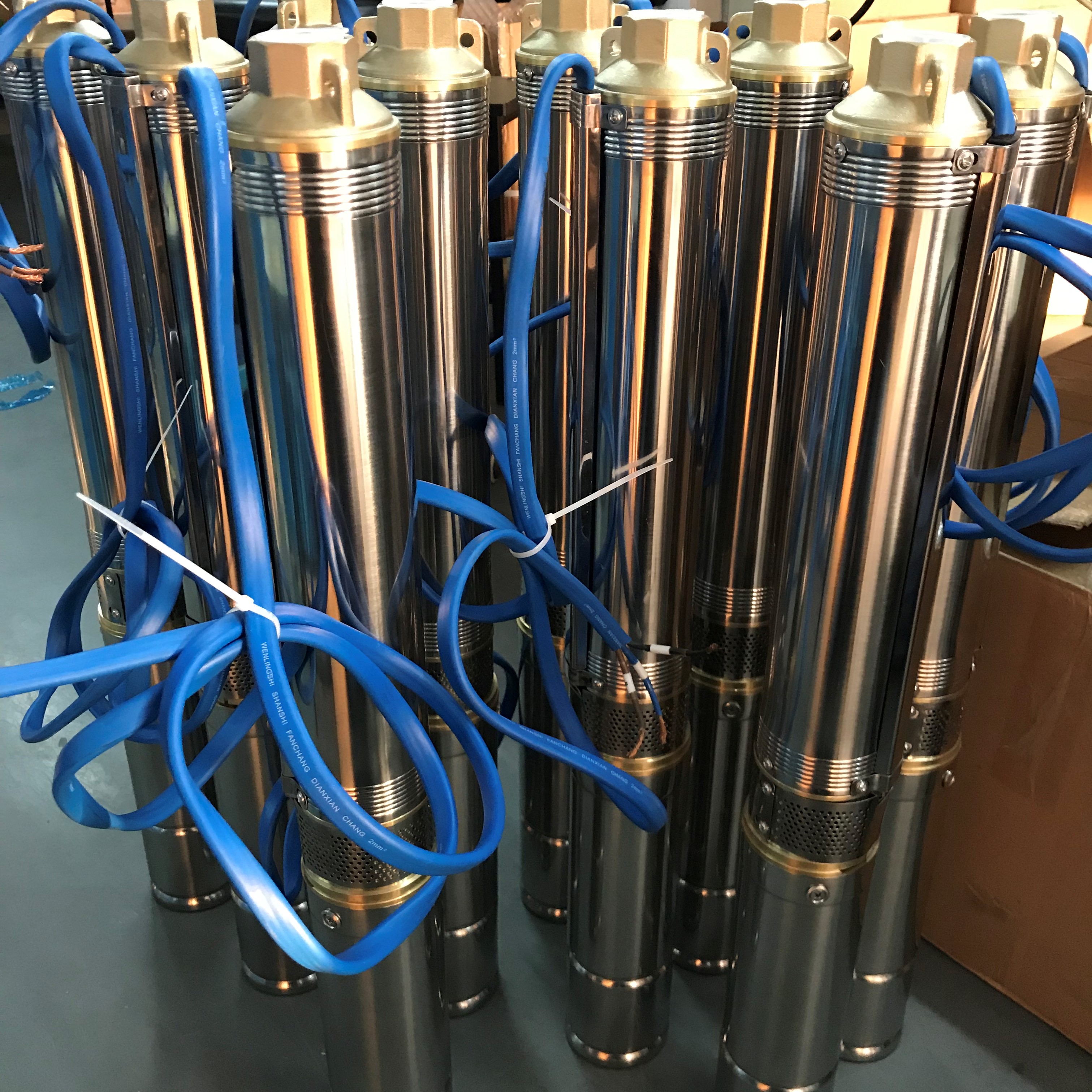 Household water intake 0.5hp 220v 58m 4inch AC electrical submersible irrigation deep well water pump