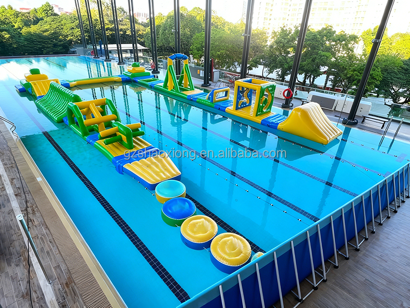 Parque Acuático Flotante de 26.12x12.8 m