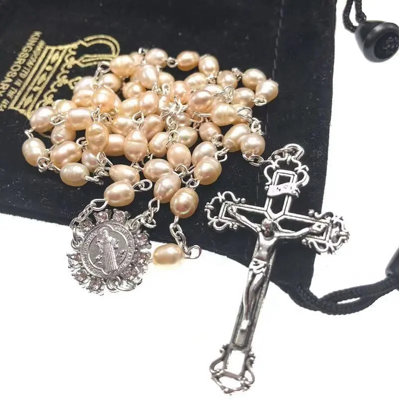 Perle d'acqua dolce ovale rosario della collana del rosario cattolico con strass benedetto centrotavola e di gesù