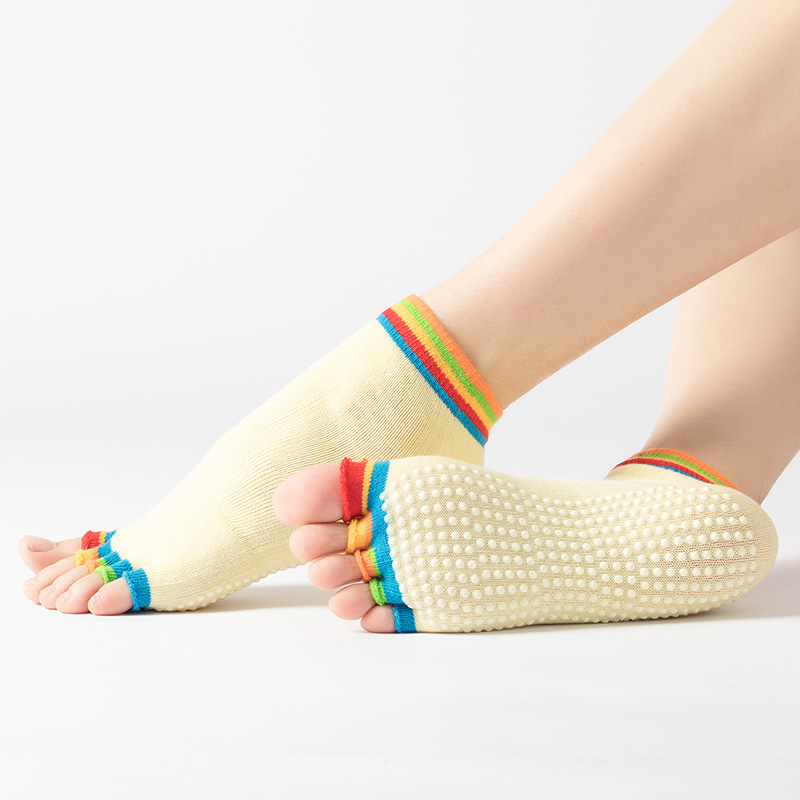 Color finger-light yellow