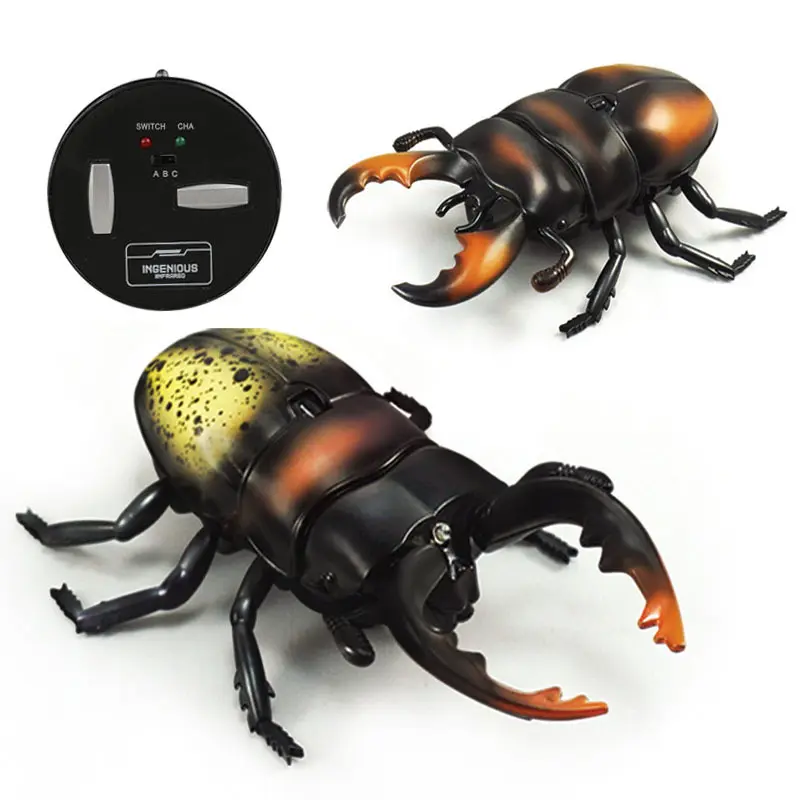 Électrique Infrarouge Radio Télécommande Blague Blague Yeux Rougeoyants 360 Degrés Rotation Simulation Crawl Insecte Araignée Animal Rc Jouets