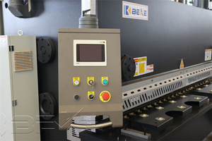 Máquina de corte hidráulica Qc11y-6x3200 qc12y, placa de aço hidráulica deslizante guilhotina da tabela