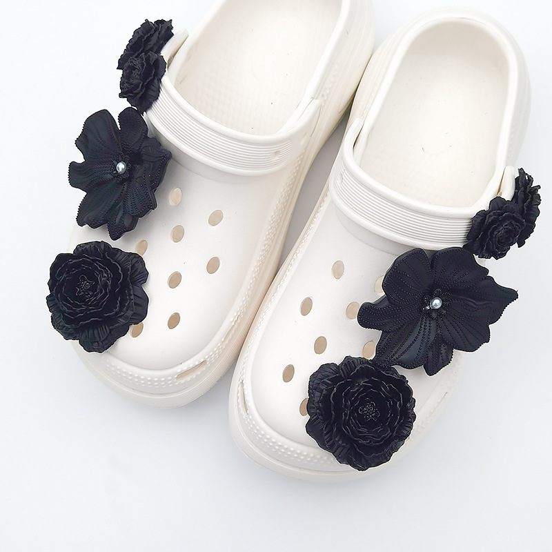 8 ramos de flores negras