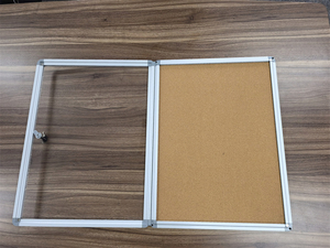 60x 90cmアルミ掲示板ロック可能ピン掲示板壁コルク素材メッセージボードとして使用 - Product Image 4