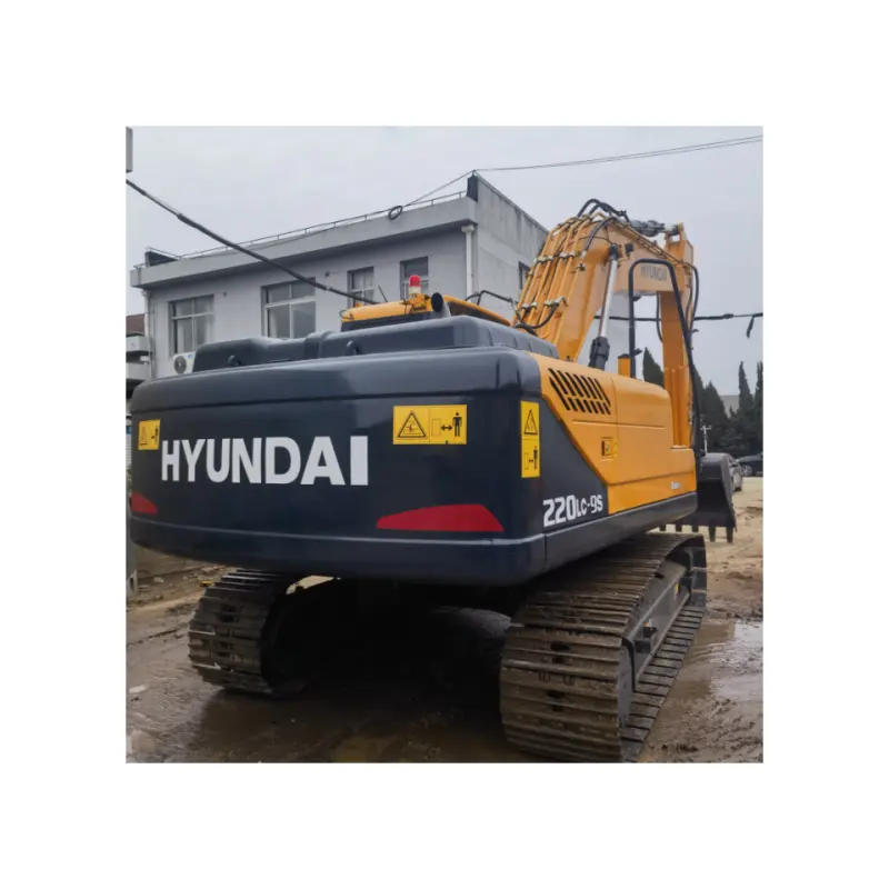 Kaliteli kullanılan Hyundai 220LC-9S ekskavatör makineleri satışa Hyundai 215LC-7 inşaat makinesi satışa