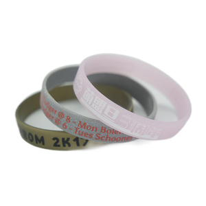 个性化定制促销硅胶腕带，带国旗定制标志运动压花印花 - Product Image 4
