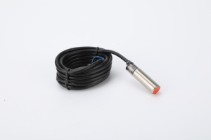 PR12-2DP工业用带防水金属外壳电气开关的工业感应接近传感器 - Product Image 3