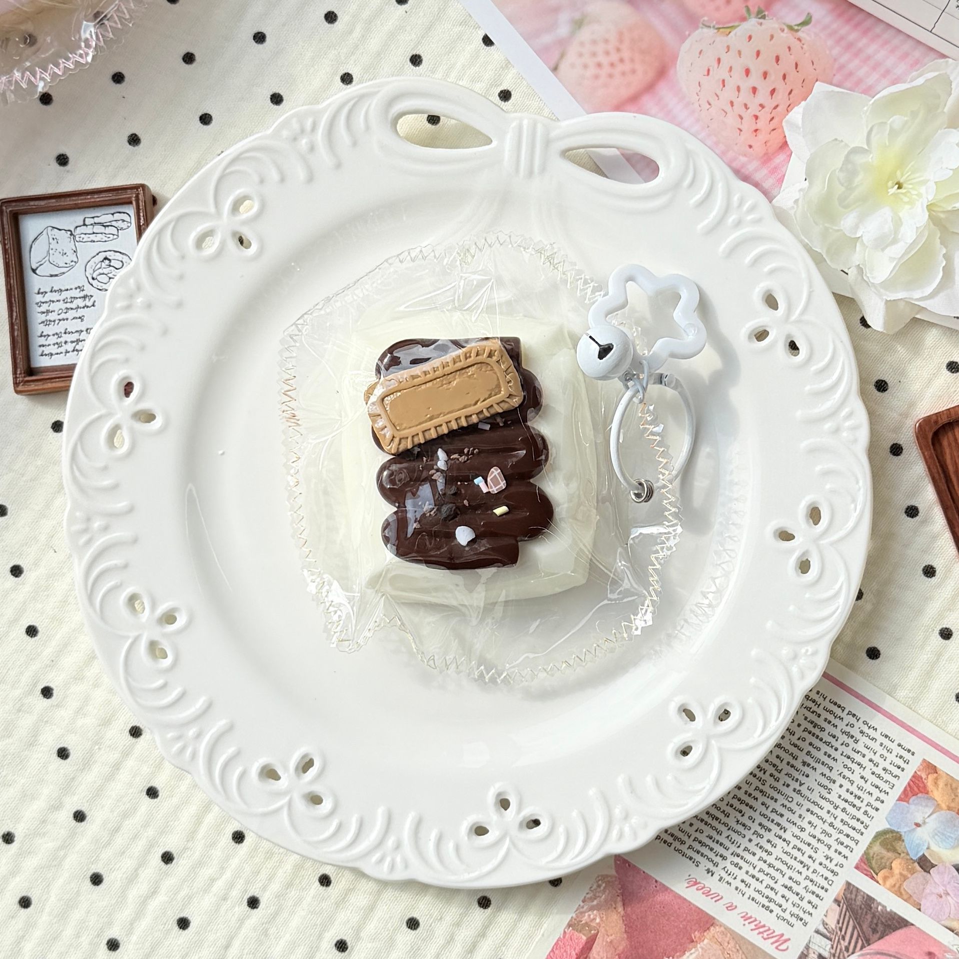 Chocolate sauce biscuit milk recipe
