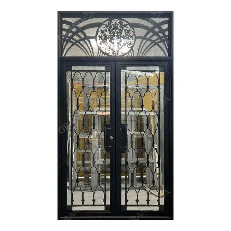 Porta de entrada exterior com grade tradicional em ferro forjado, portas de vidro francês, desenho de porta em ferro, fotos